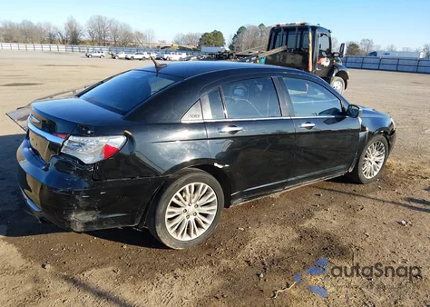 2012 Chrysler 200 Limited z USA, uszkodzony, nr VIN 1C3CCBCB7CN267838
